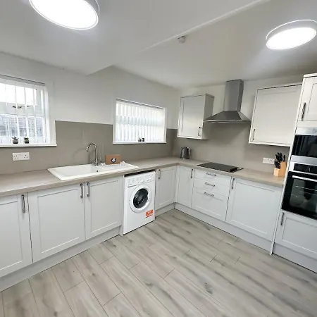 Fleet House By Blue Skies Holiday home Middlesbrough