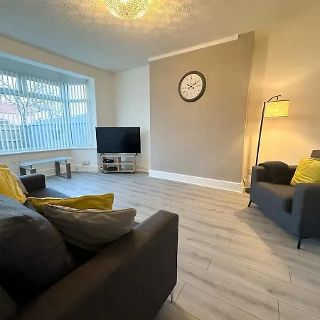 Fleet House By Blue Skies * 미들즈브러