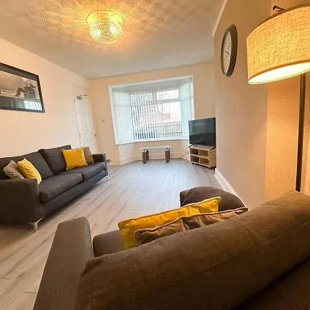 Fleet House By Blue Skies